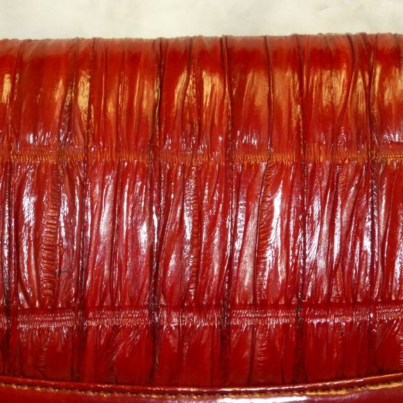 Vintage Cherry Red EEL Leather Clutch - Picture 4 of 5